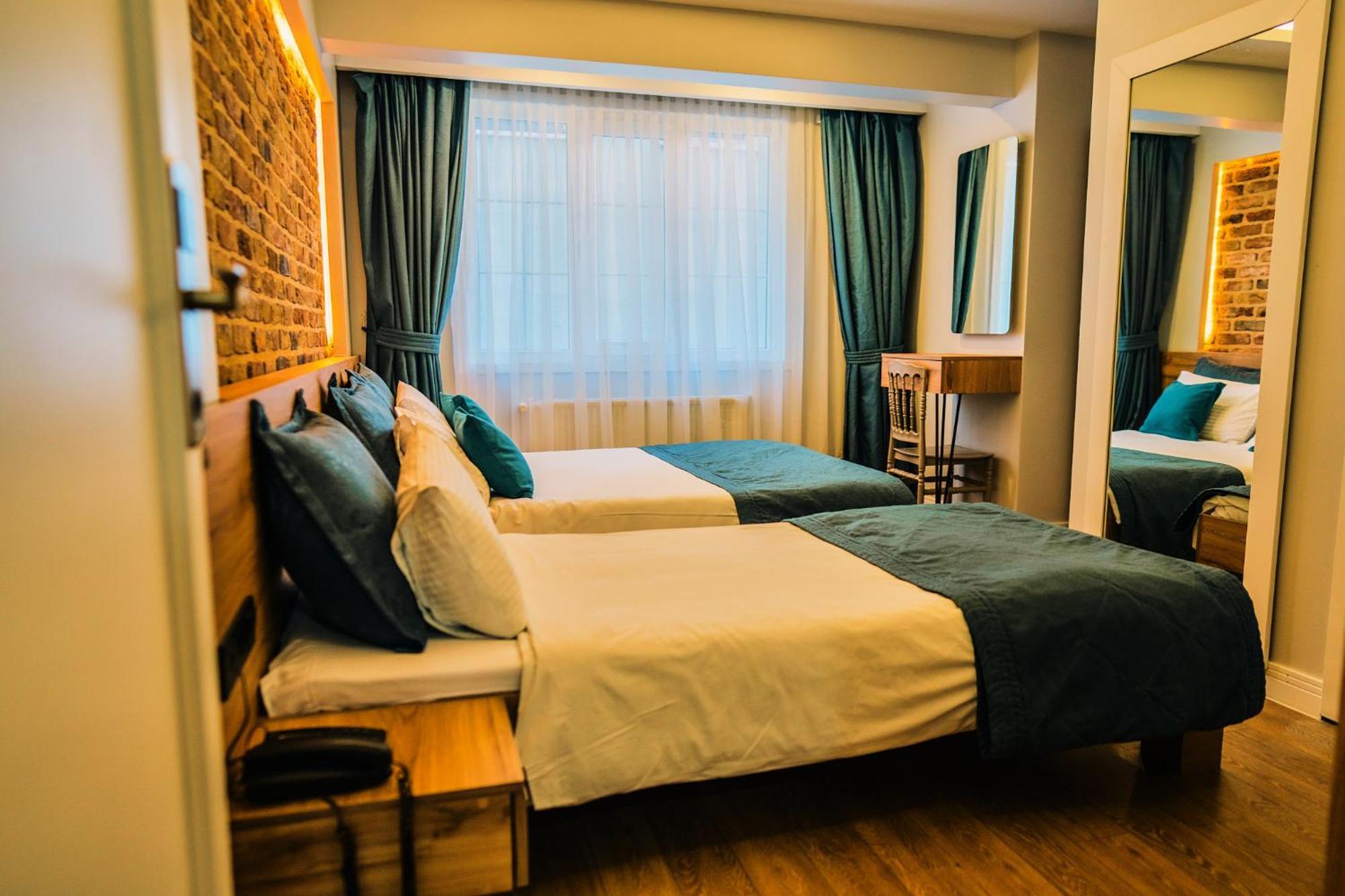 Taksim Santa Lucia Hotel اسطنبول المظهر الخارجي الصورة