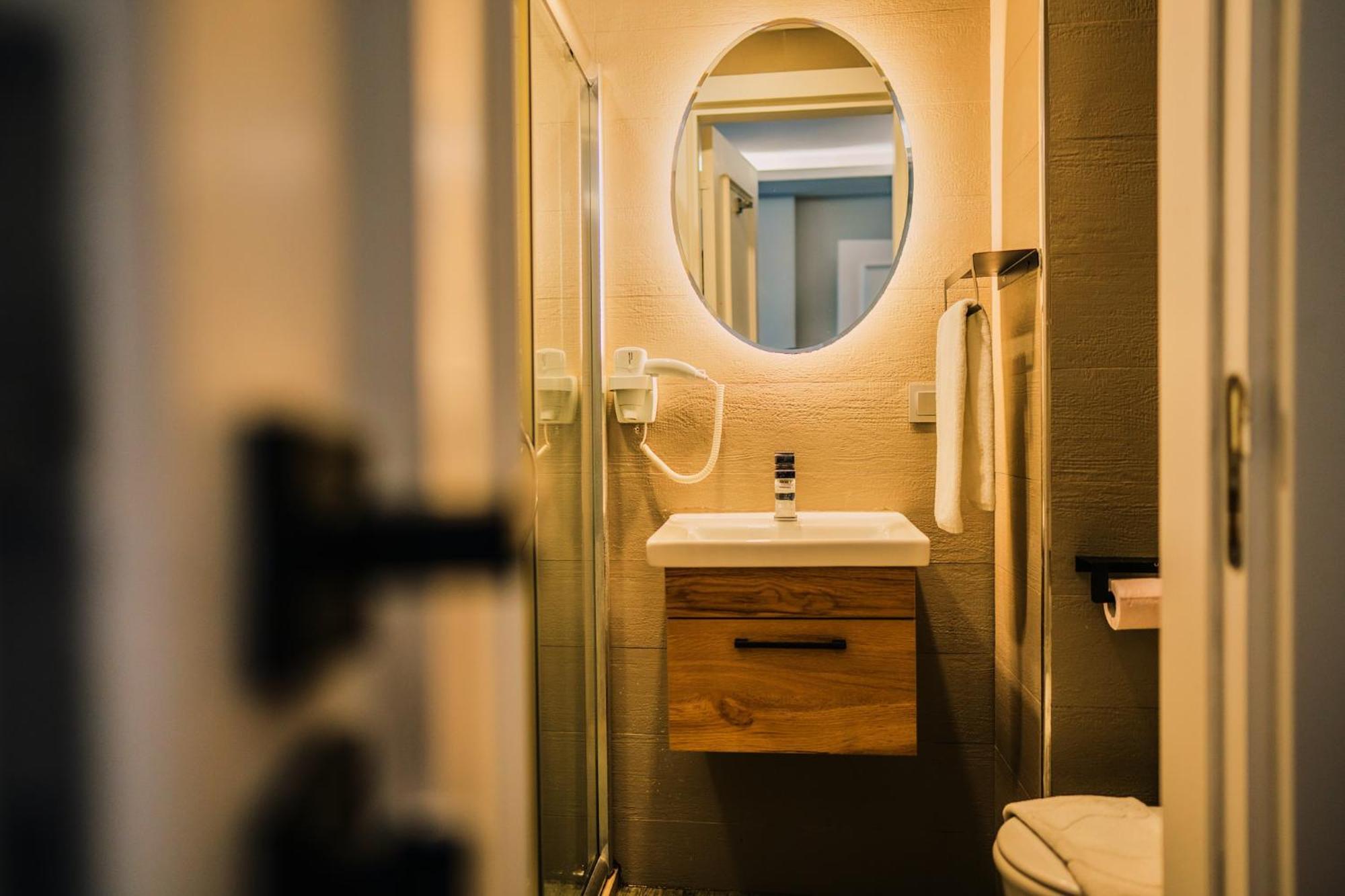 Taksim Santa Lucia Hotel اسطنبول المظهر الخارجي الصورة